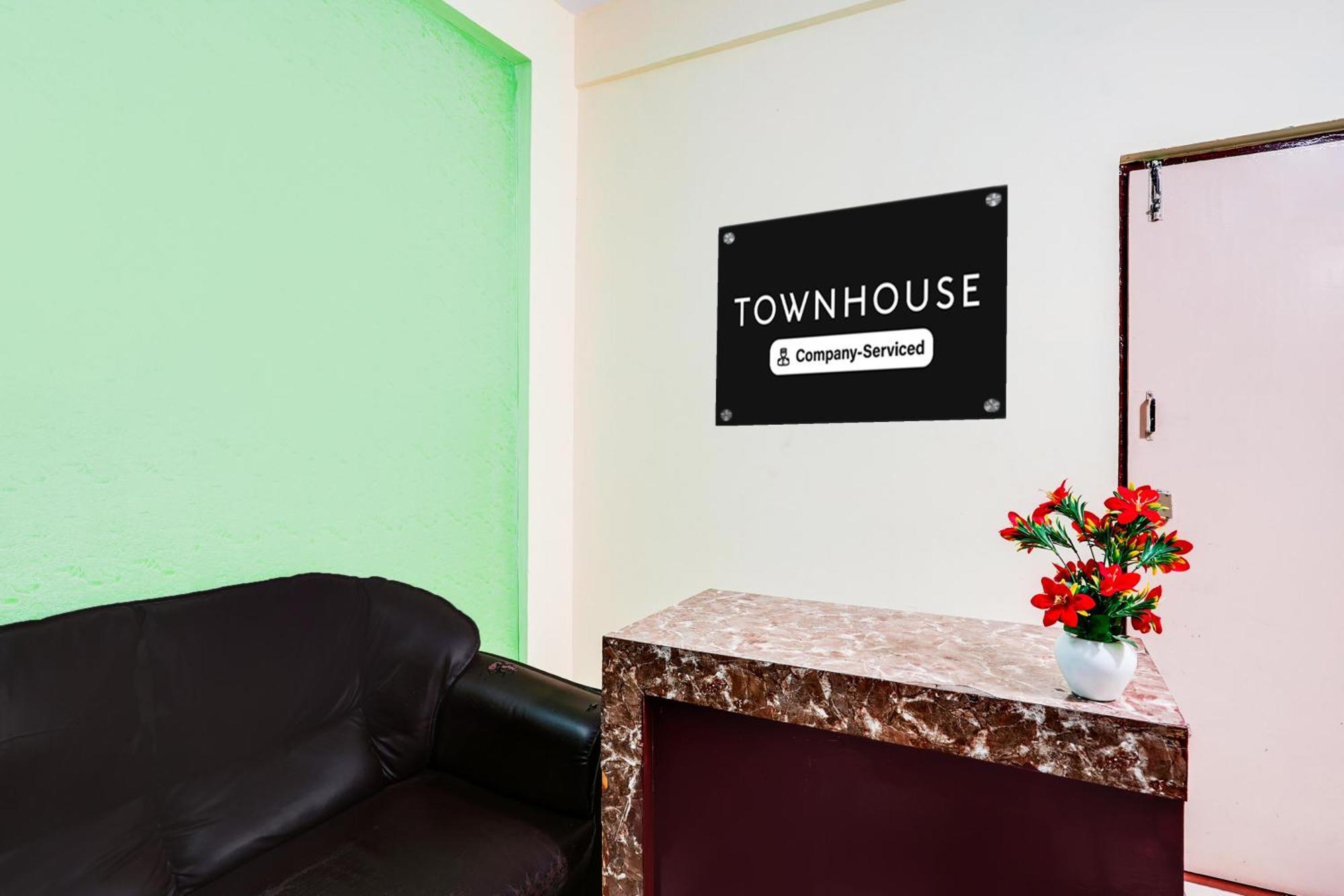 Super Townhouse Marathahalli Near Klm Fashion Mall Bangalore Exterior photo